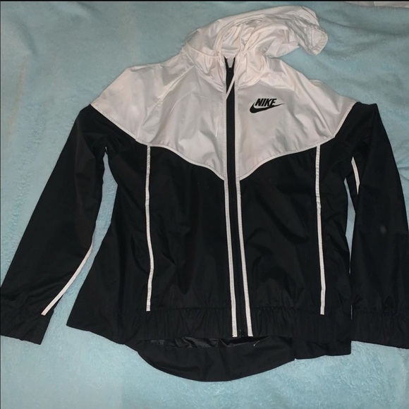 brand new nike windbreaker - Picture 1 of 1